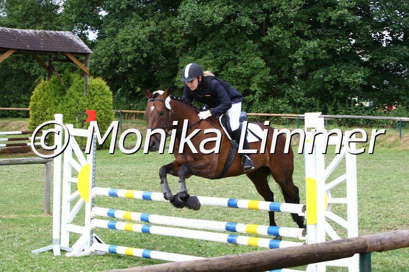 007L8999_Top Spot_Punktespringen  Ax.JPG